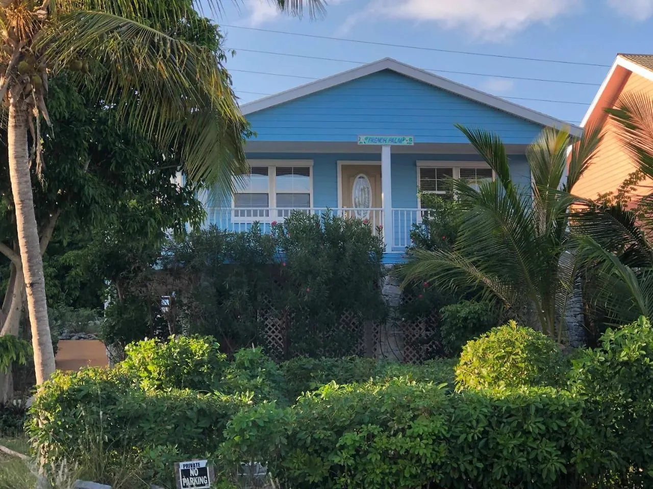 Island Time Villas George Town 3*,